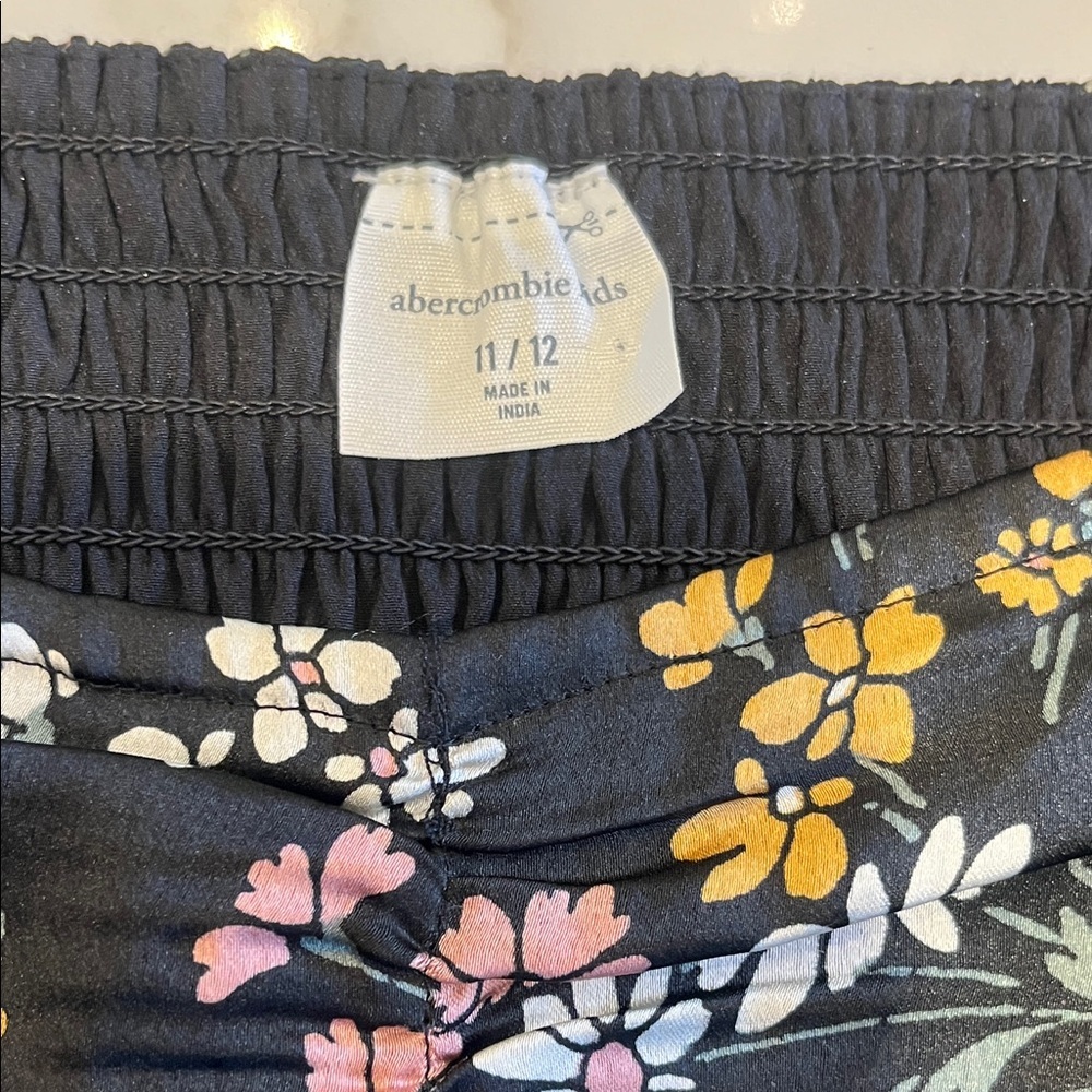 Abercrombie Kids Satin Floral Tiered Dress size 11/12 - Picture 6 of 12